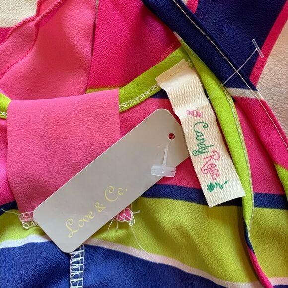 Geometric Silky Tank Top  - Picture 5 of 6